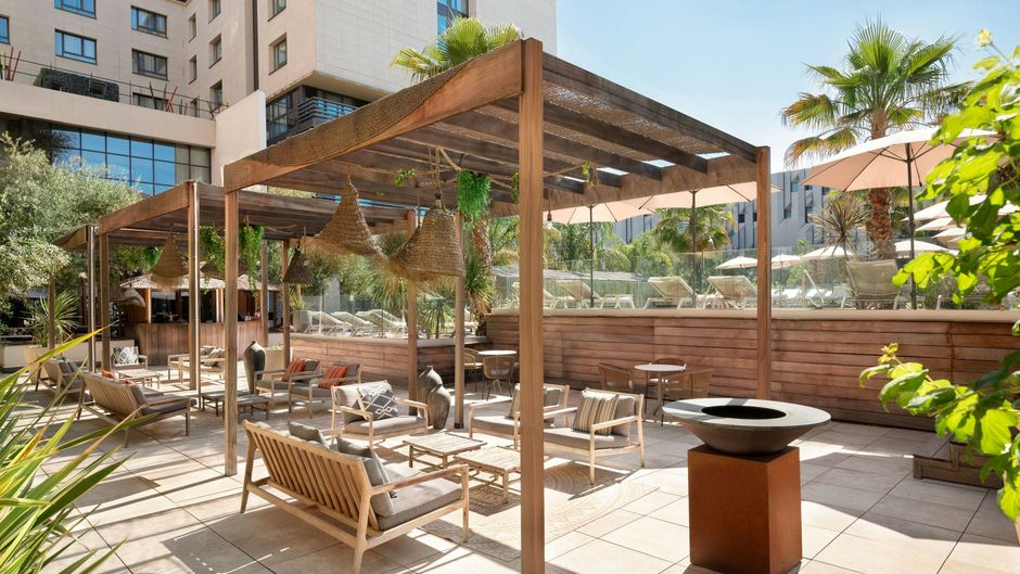 Renaissance Aix-en-Provence Hotel Pool