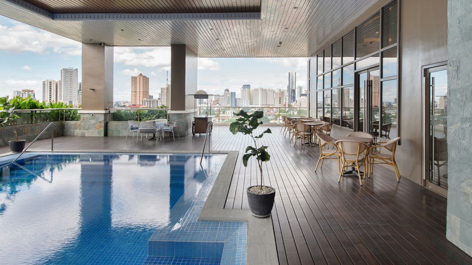 Citadines Roces Quezon City Pool