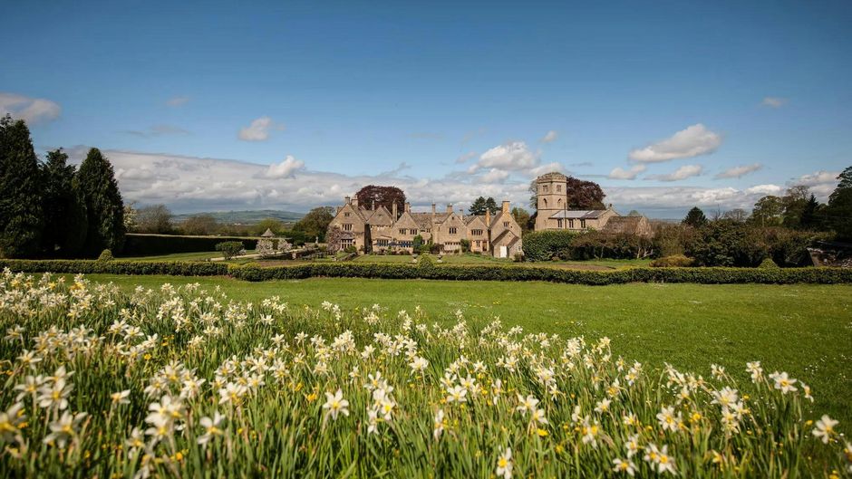 Buckland Manor Hotel Exterior