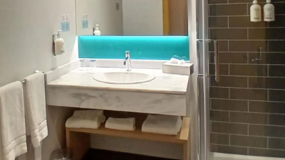 Holiday Inn Express San Sebastian Reyes Room