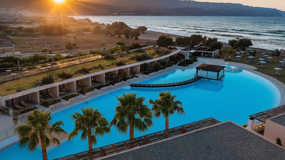 Cavo Spada Luxury Resort & Spa Exterior