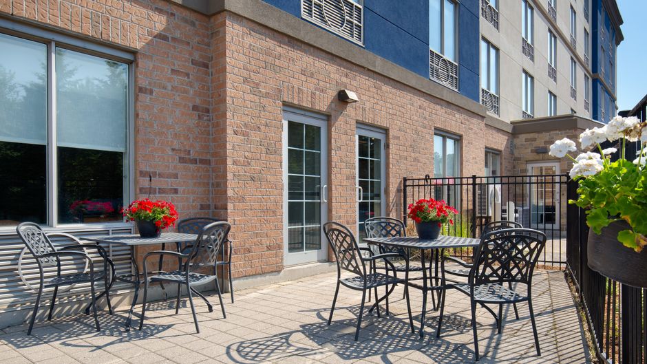 Holiday Inn Express Hotel & Suites Meeting