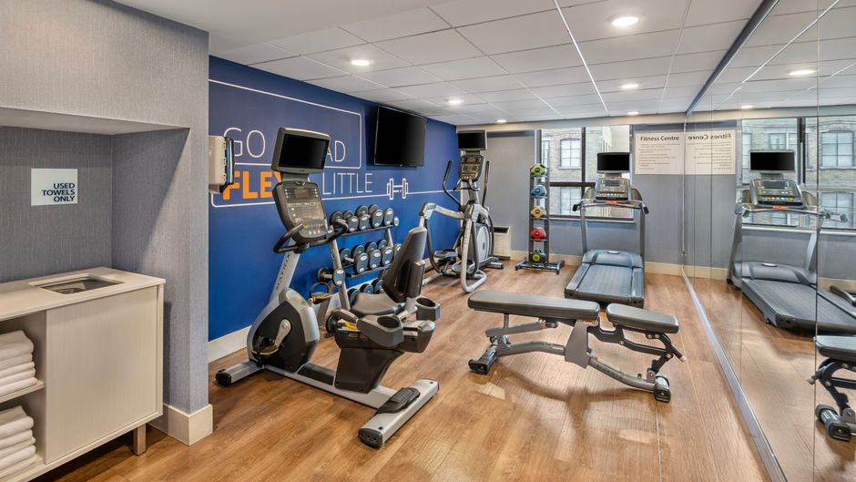 Holiday Inn Express Toronto Downtown Health Club