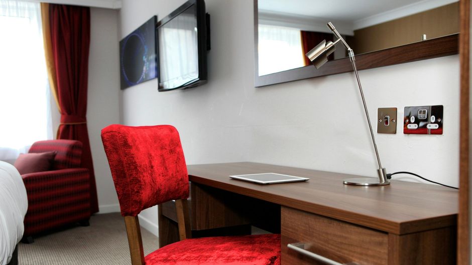 Collection Hotel Birmingham Room