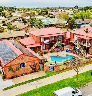Early Australian Motor Inn