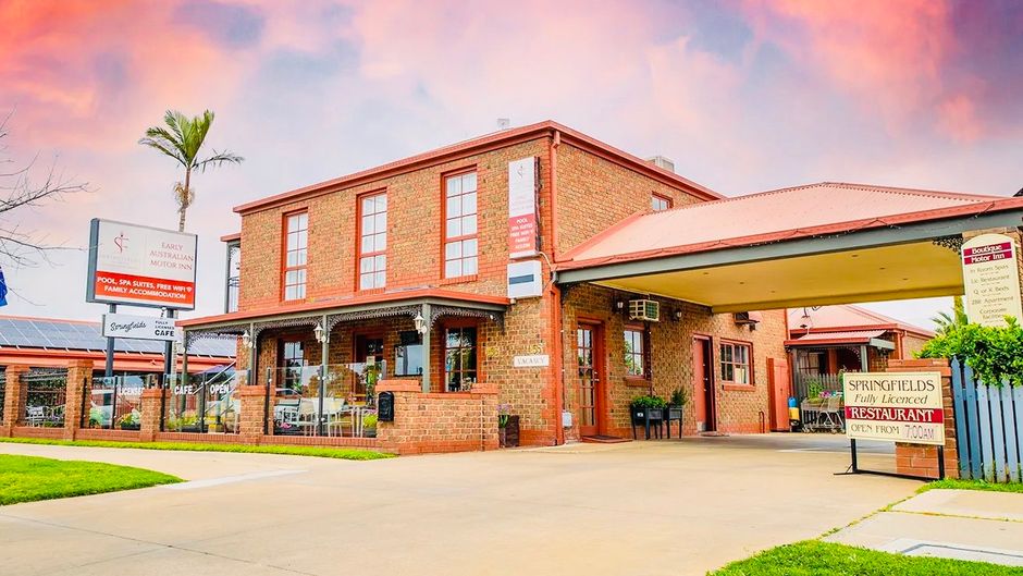 Early Australian Motor Inn Exterior
