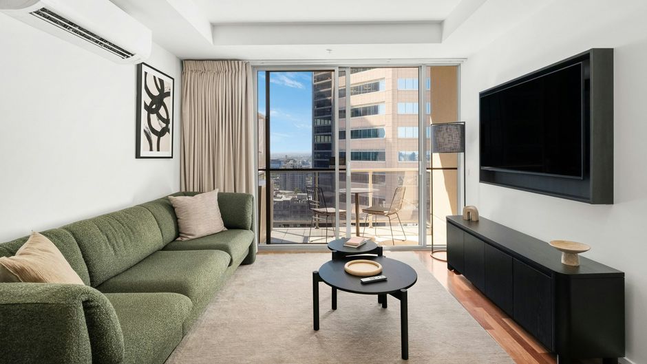 Urban Rest Melbourne Room