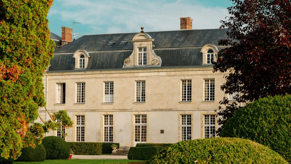 Chateau de Courcelles Exterior