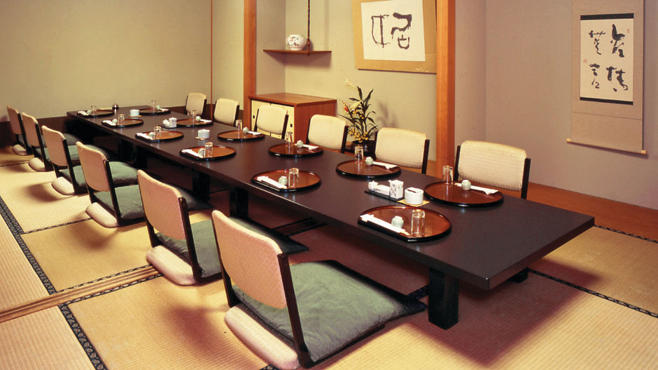 ANA Crowne Plaza Kochi Restaurant