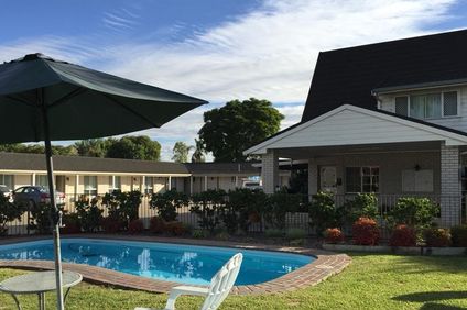 Alexander Motor Inn