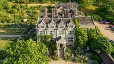 Gravetye Manor Hotel