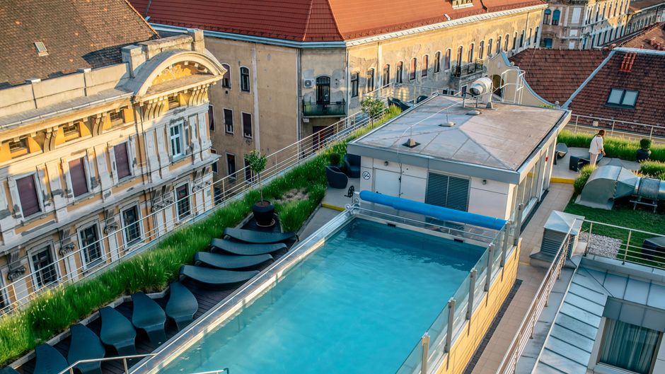 Continental Hotel Budapest Pool