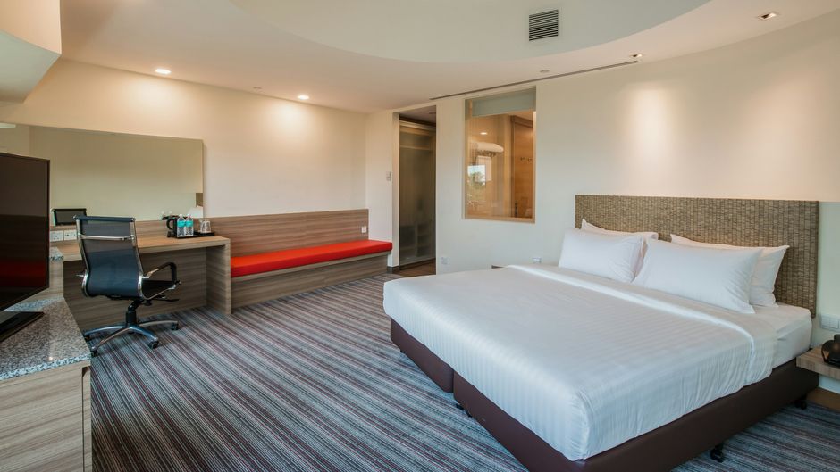 Village Hotel Changi Suite