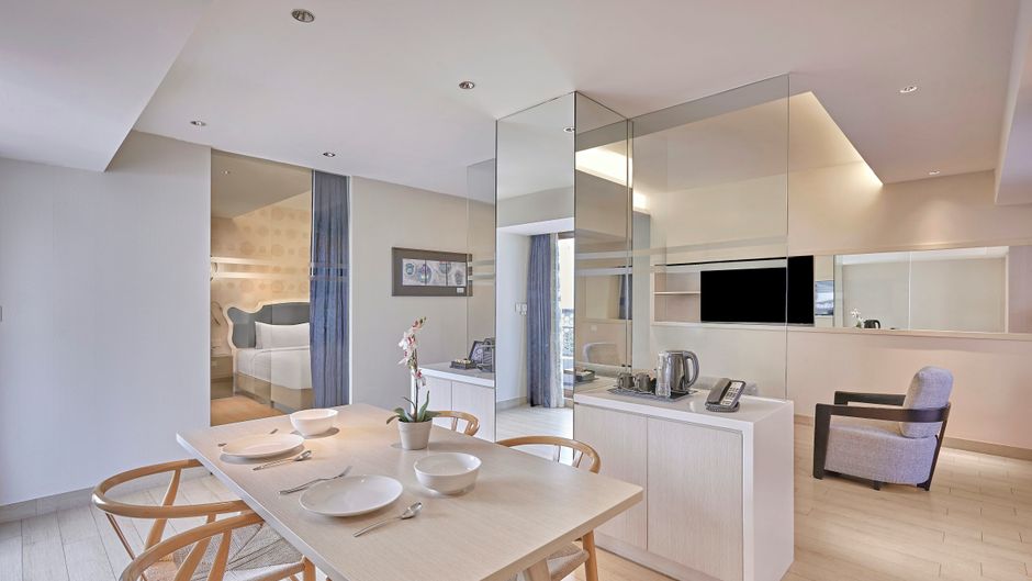 Village Hotel Katong Suite