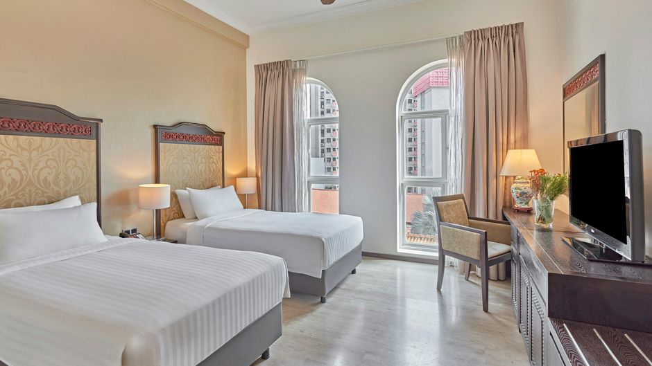 Village Hotel Albert Court Room