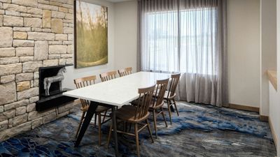 Fairfield Inn & Suites Cleveland Avon