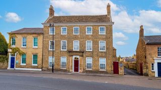 Poets House Hotel