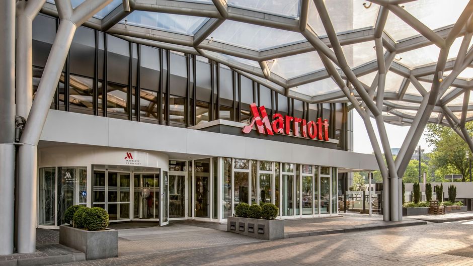 Frankfurt Marriott Hotel Exterior
