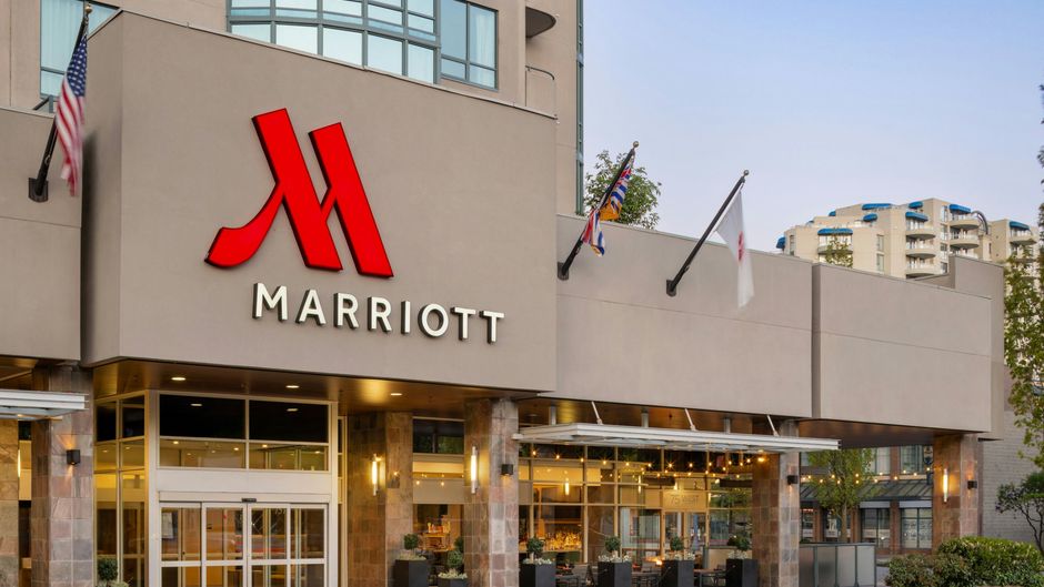 Vancouver Airport Marriott Hotel Exterior