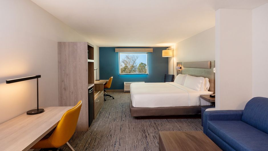 Holiday Inn Express Monterrey Aeropuerto Suite