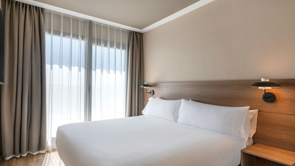 AC Hotel Atocha Suite
