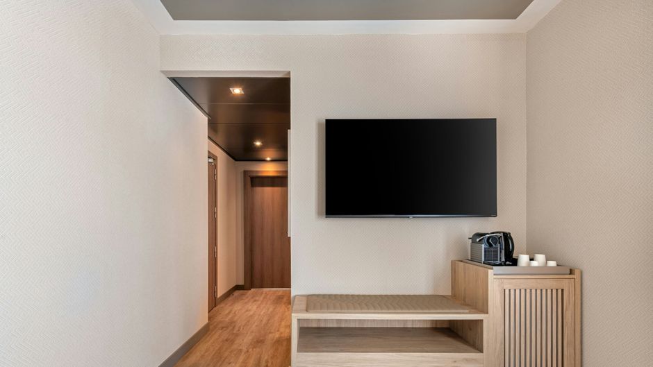 AC Hotel Atocha Suite