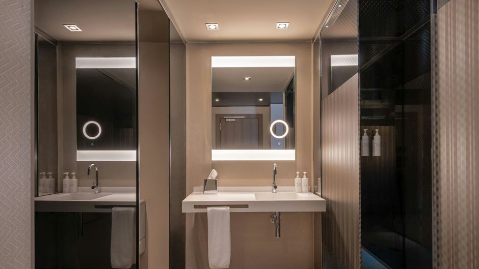 AC Hotel Atocha Room