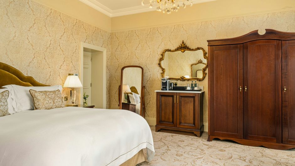 Glenlo Abbey Hotel Suite