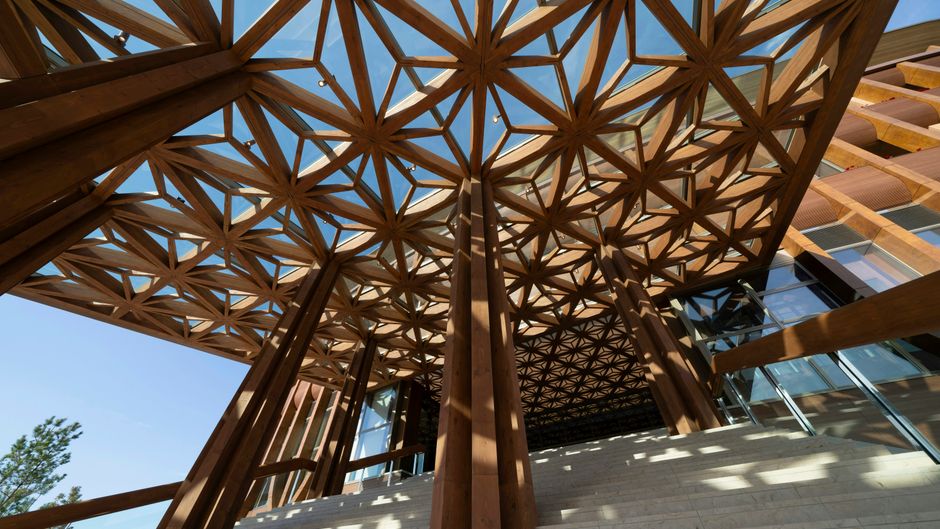 THE PASONA Exterior
