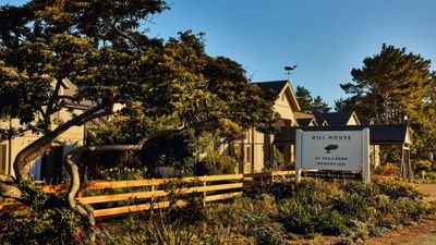 Hill House Inn