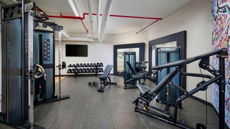 Omage Hotel Montreal/Laval Health Club