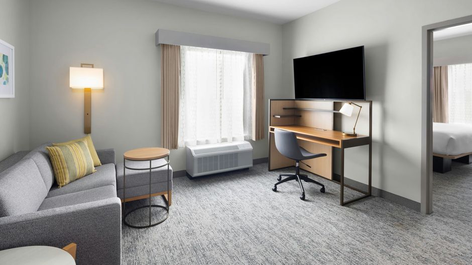 TownePlace Suites Victoria Airpt Sidney Room