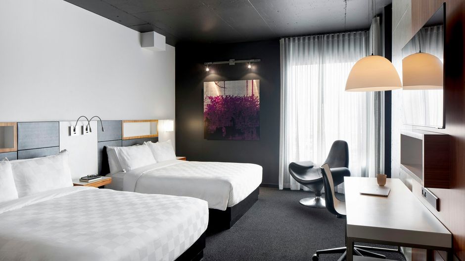 ALT Hotel Toronto Pearson Room