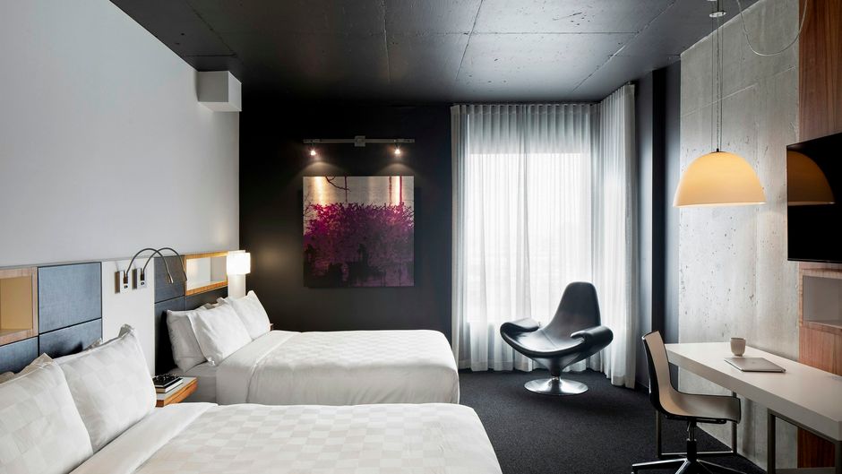 ALT Hotel Toronto Pearson Room