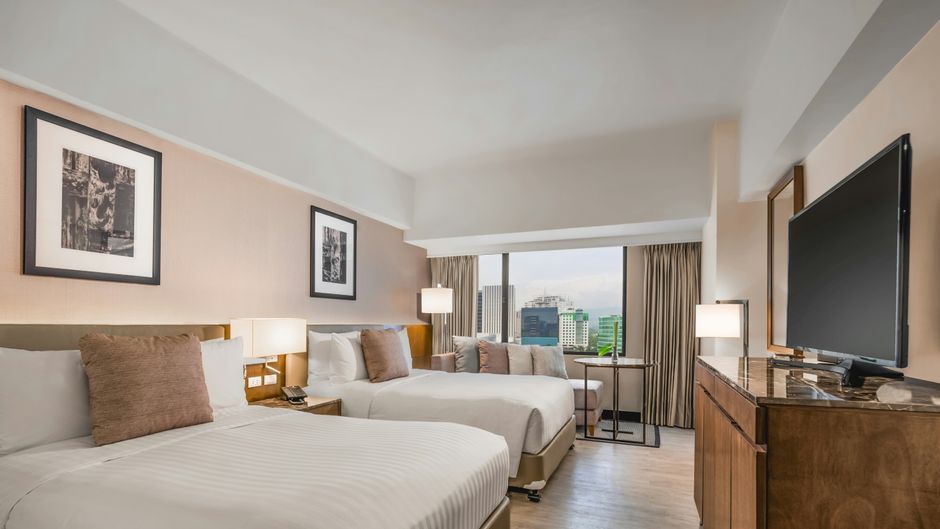 Seda Ayala Center, Cebu Room