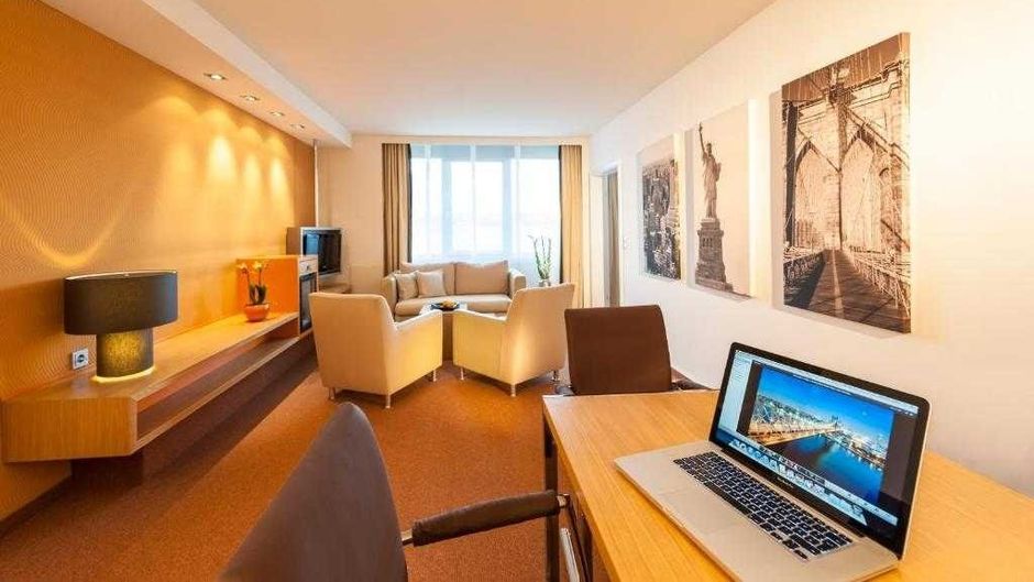 Dorint Hotel Am Main Taunus Frankfurt Lobby
