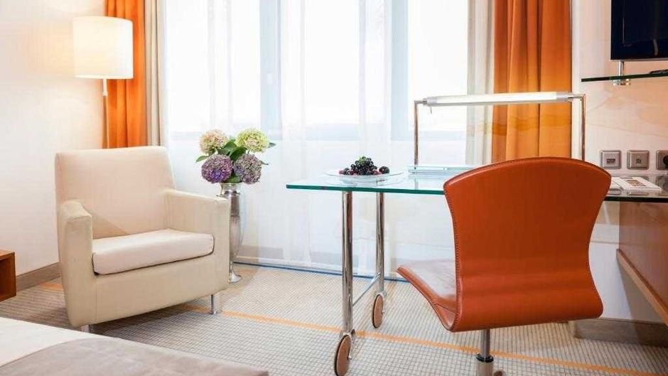 Dorint Hotel Am Main Taunus Frankfurt Lobby