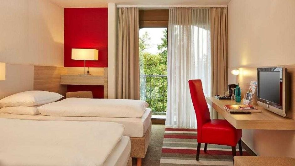 Sunday Hotel Bad Soden Room