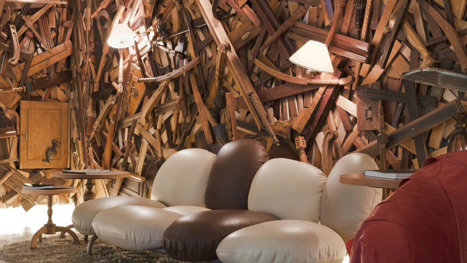 NEW Hotel, a Member of Design Hotels Lobby
