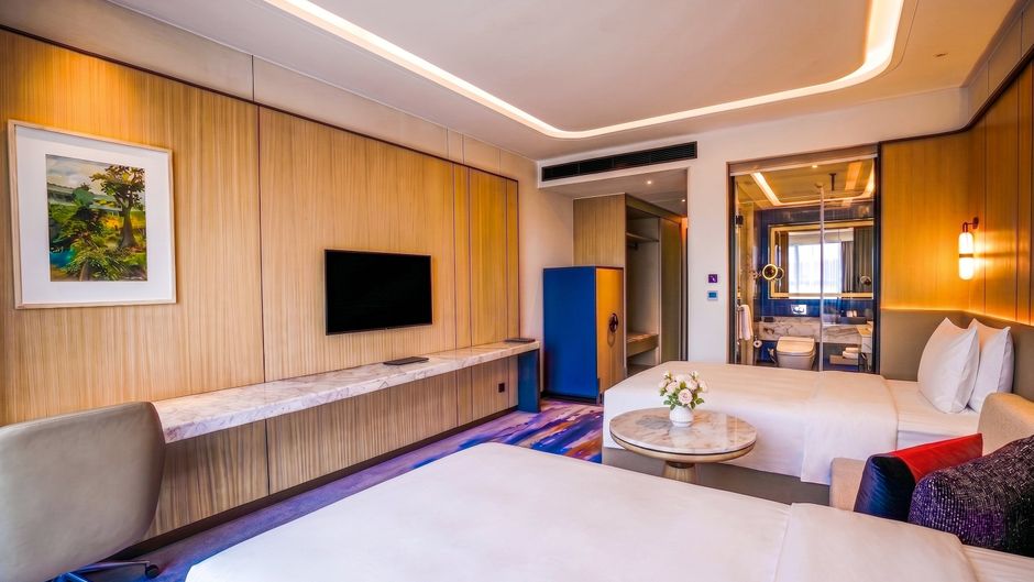 Crowne Plaza Dhaka Airport Room