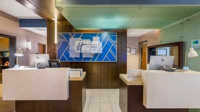 Holiday Inn Express Hot Springs South