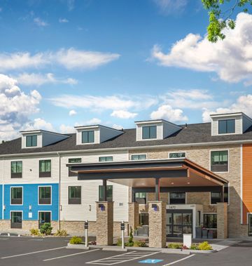 Holiday Inn Express Cape Cod