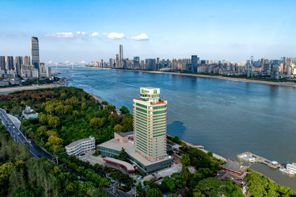 Holiday Inn Riverside Wuhan
