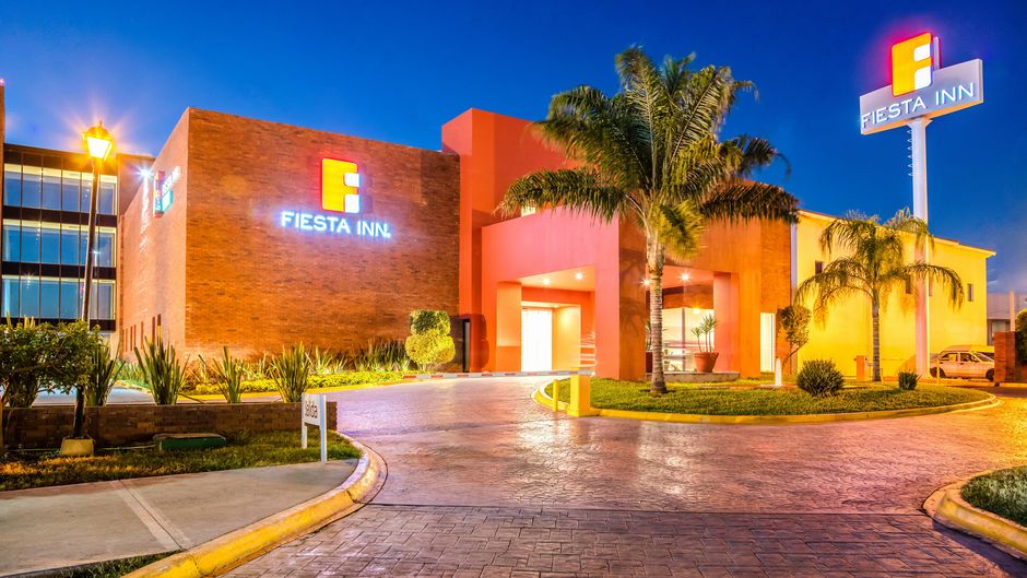 Fiesta Inn Monterrey La Fe Aeropuerto Exterior