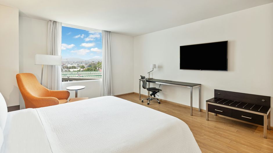 Fiesta Inn Naucalpan Room