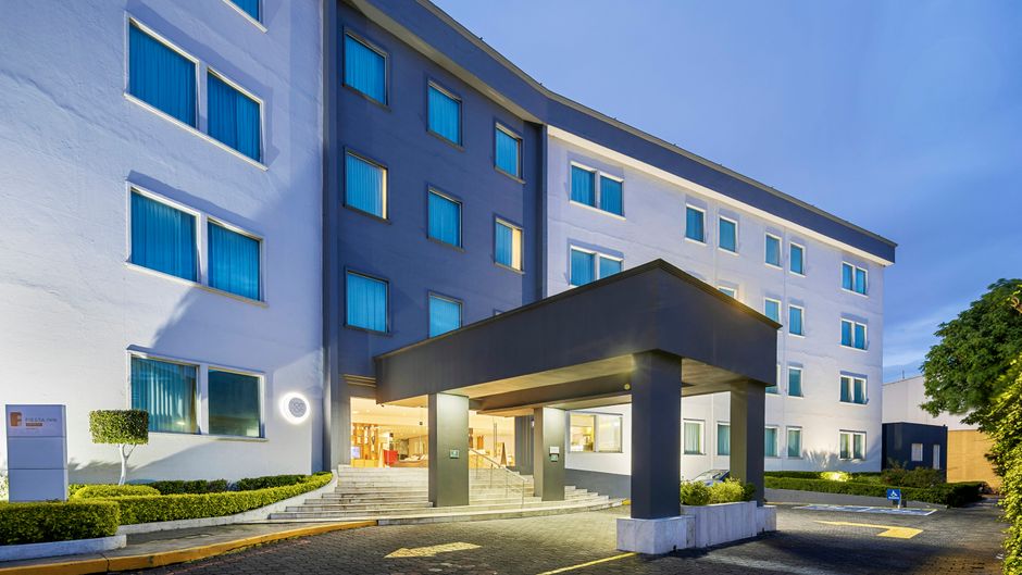 Fiesta Inn Perinorte Spa