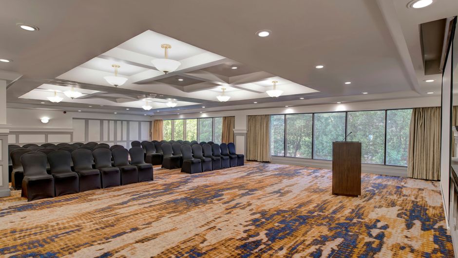 Karachi Marriott Hotel Meeting