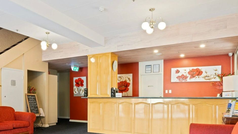 Adelaide International Motel Lobby
