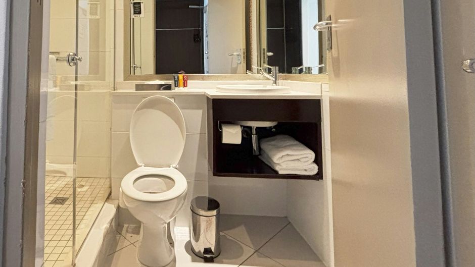 ONOMO Cape Town Inn on the Square Room