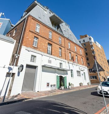 Signature Lux Hotel by ONOMO, Waterfront